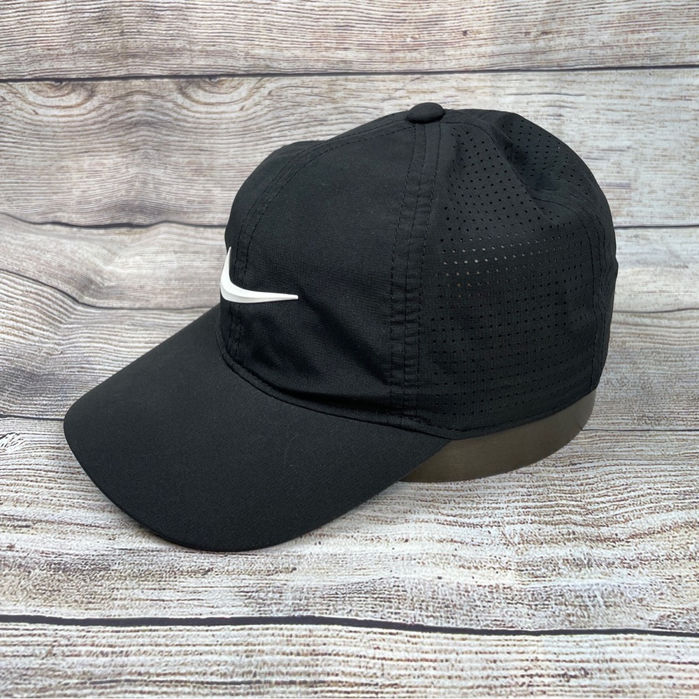 Nike Golf - Black and White - Dri-fit Perforated Hat - NWOT